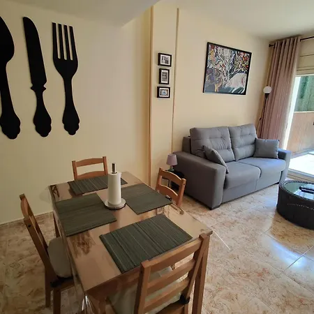 아파트 Casa Ana- Apartmento Moderno Costa Brava 료렛 드 마르