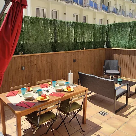 Casa Aurea - Apartmento Moderno Costa Brava شقة *